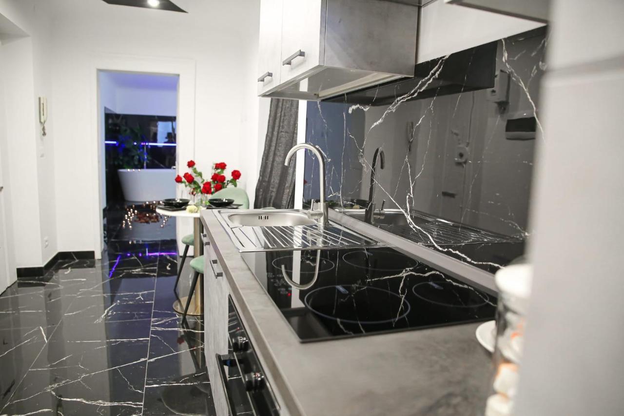 The Marble House Apartment บารี ภายนอก รูปภาพ